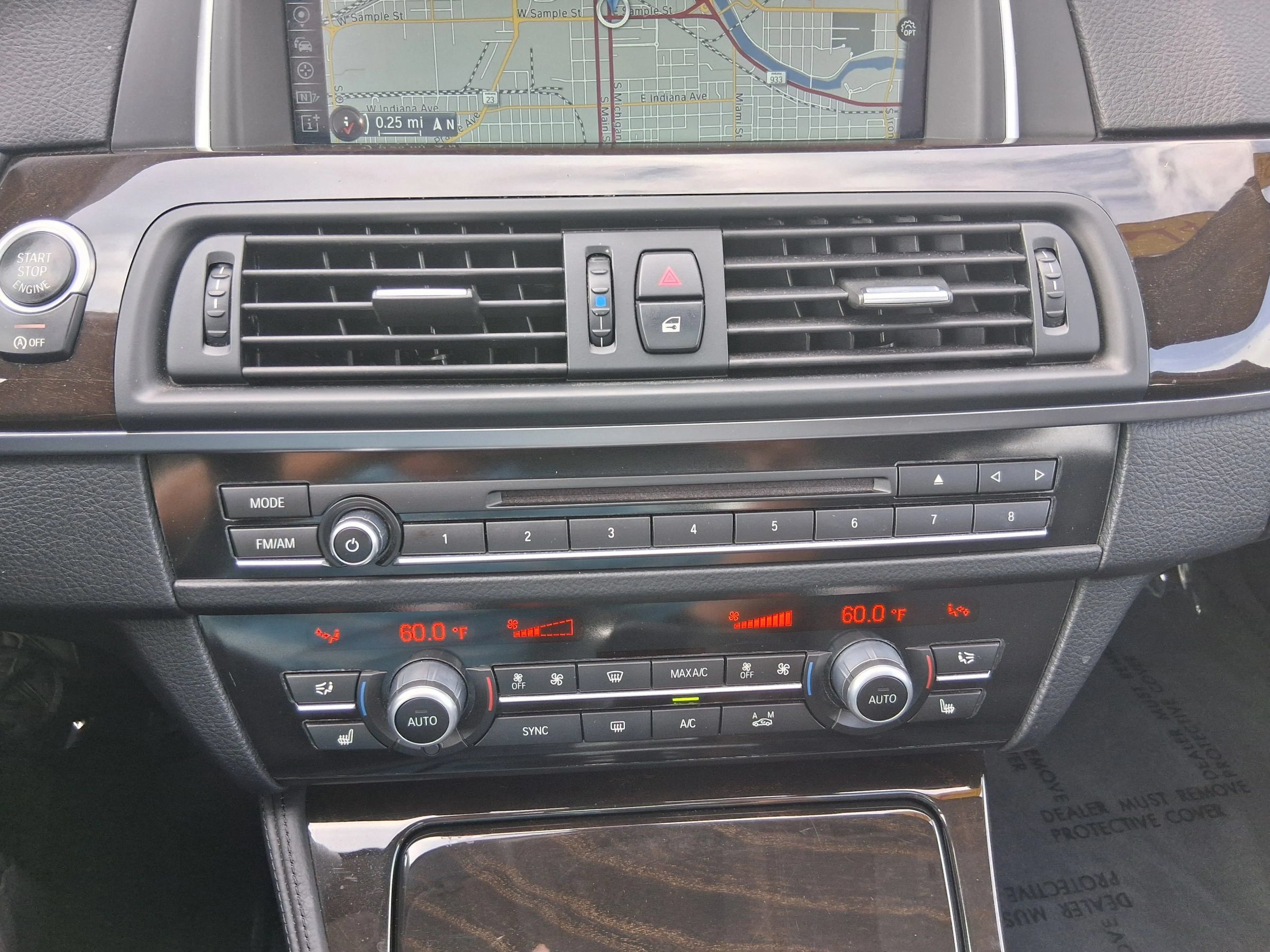 Used 2014 BMW 528i xDrive Sedan AWD/4WD image 17