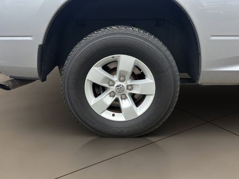 Used 2021 RAM 1500 Classic SLT image 19