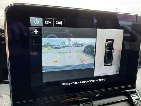 Used 2018 Lincoln Navigator Select w/ Technology Package image 22