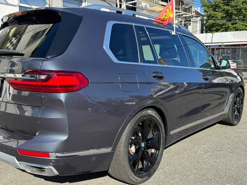 Used 2019 BMW X7 xDrive50i w/ Premium Package AWD/4WD image 38