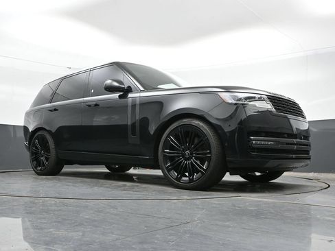 Used 2025 Land Rover Range Rover SE AWD/4WD image 45