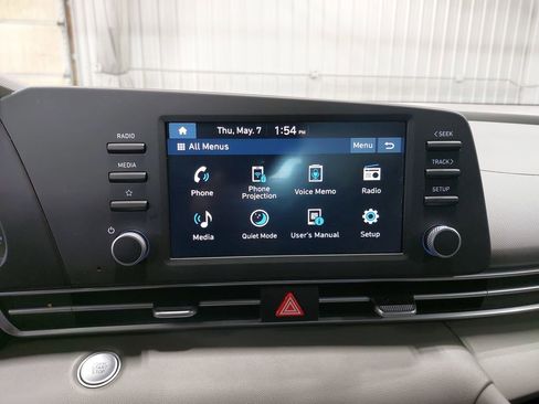Used 2025 Hyundai Elantra Sport FWD image 21