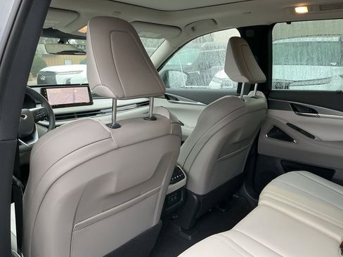 New 2026 INFINITI QX60 Luxe FWD image 28