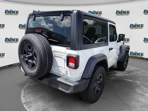 Used 2025 Jeep Wrangler Sport AWD/4WD image 3
