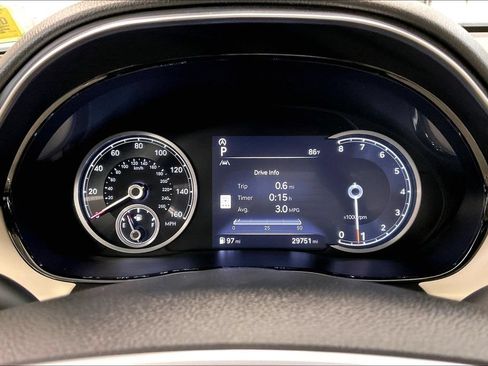 Used 2024 Genesis GV70 2.5T AWD/4WD image 14
