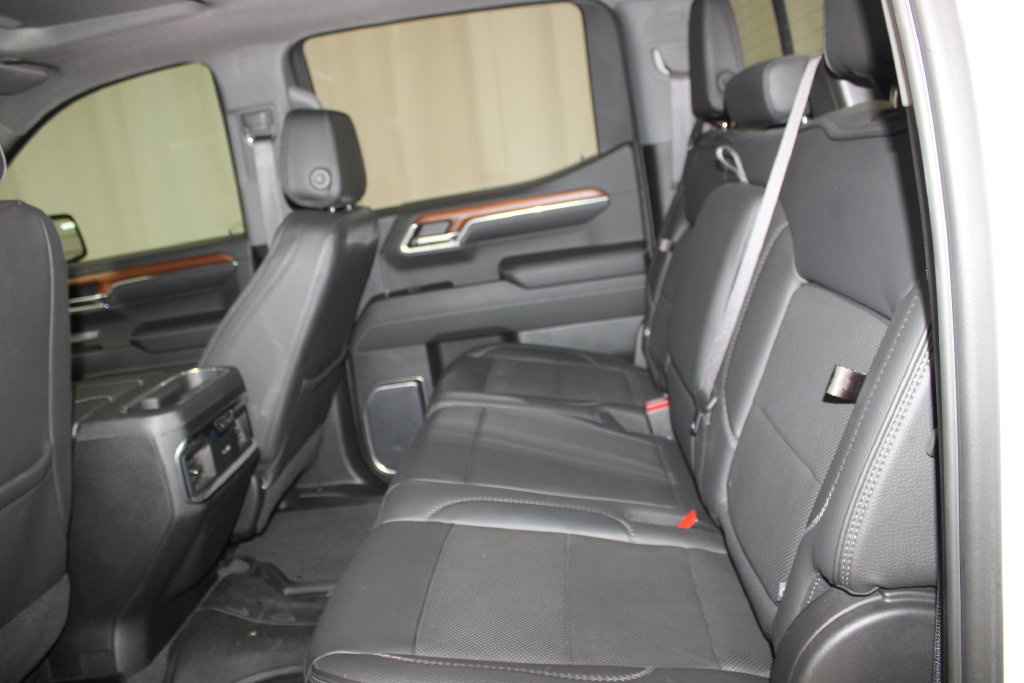 Used 2023 GMC Sierra 1500 Denali AWD/4WD image 25