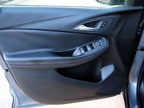 Used 2021 Buick Encore GX Select image 14