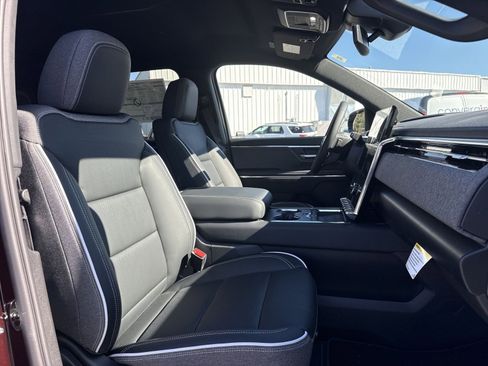 New 2026 GMC Sierra EV Elevation image 20