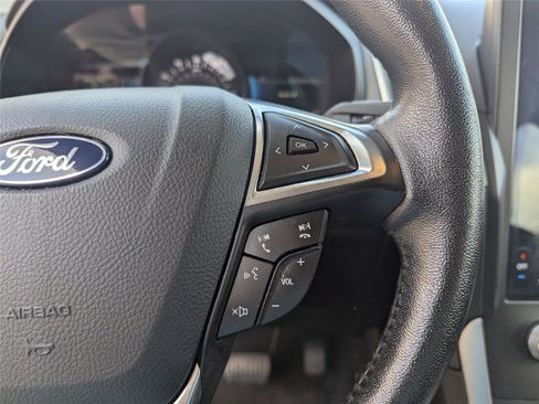 Used 2022 Ford Edge SEL AWD/4WD image 24