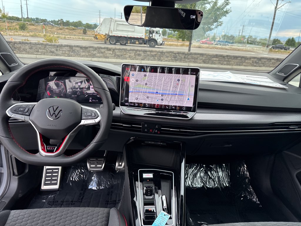 New 2026 Volkswagen GTI SE FWD image 20