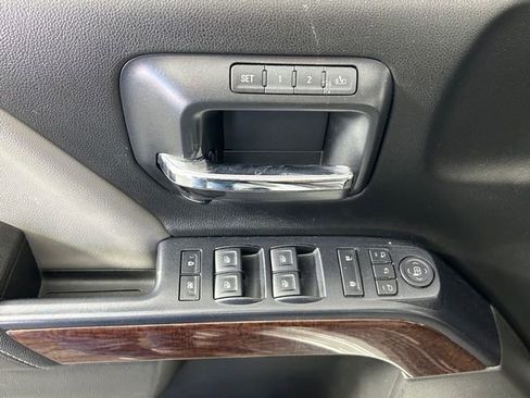 Used 2015 GMC Sierra 1500 SLT w/ SLT Crew Cab Value Package image 16