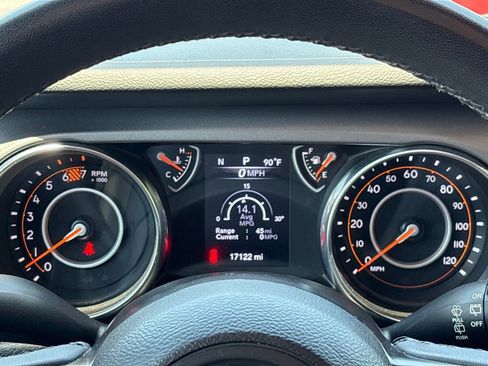 Used 2023 Jeep Wrangler Unlimited Sport AWD/4WD image 13