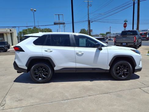 Used 2025 Toyota RAV4 LE FWD image 9