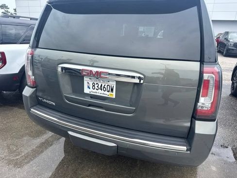 Used 2018 GMC Yukon Denali AWD/4WD image 4