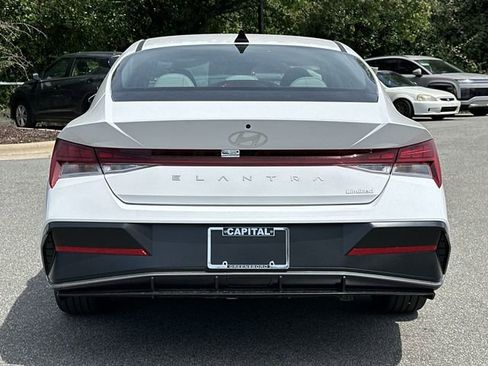 New 2026 Hyundai Elantra Limited FWD image 36