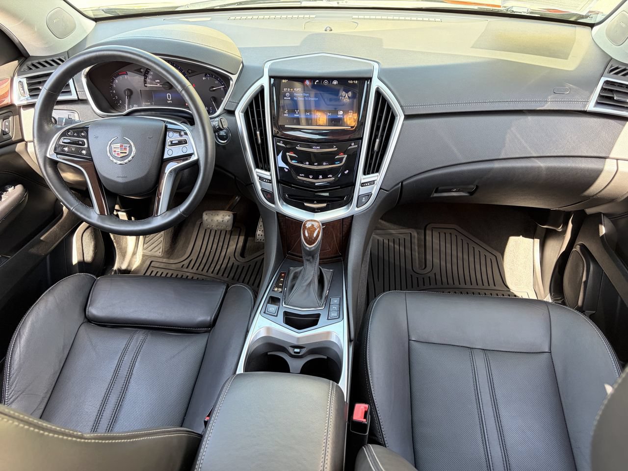 Used 2015 Cadillac SRX Luxury w/ Driver Awareness Package FWD image 15