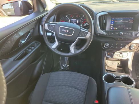 Used 2023 GMC Terrain SLE w/ Elevation Edition image 10