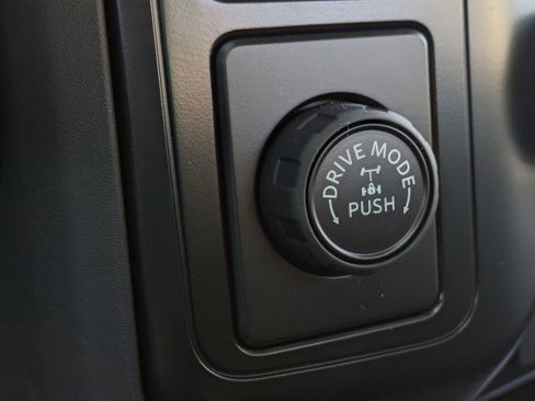 New 2026 Ford F250 XL w/ XL Chrome Package image 27