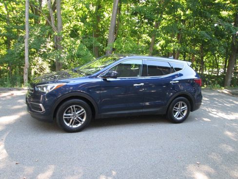 Used 2017 Hyundai Santa Fe AWD Sport w/ Cargo Package image 3