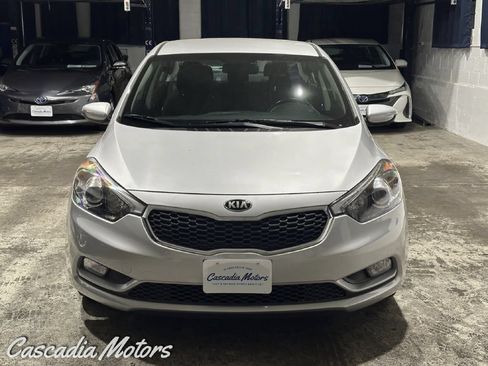 Used 2015 Kia Forte EX FWD image 2
