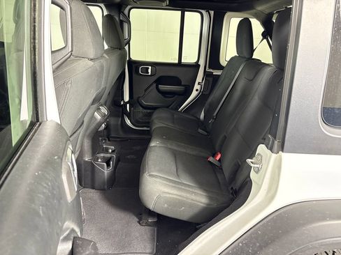 Used 2021 Jeep Wrangler Unlimited Sport AWD/4WD image 26