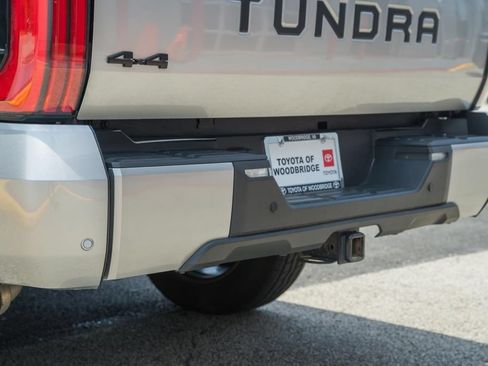 Used 2024 Toyota Tundra Platinum w/ TRD Off-Road Package AWD/4WD image 9