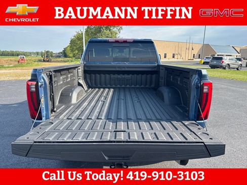 Used 2025 GMC Sierra 2500 Denali Ultimate AWD/4WD image 27