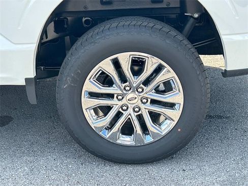 New 2025 Ford F150 Lariat w/ Equipment Group 501A Mid image 14