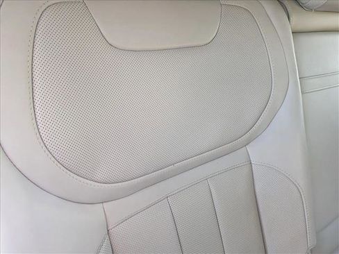 Certified 2024 Land Rover Range Rover Sport SE image 17