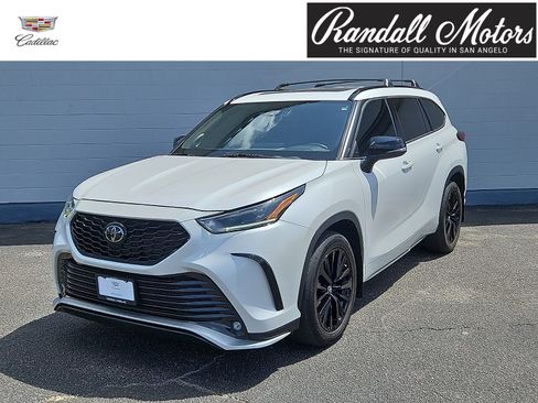 Used 2023 Toyota Highlander XSE FWD image 1