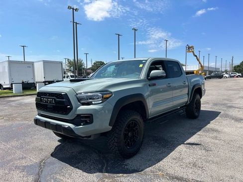 Used 2021 Toyota Tacoma TRD Pro AWD/4WD image 7