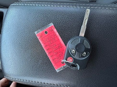 Used 2018 Ford Escape SE image 31