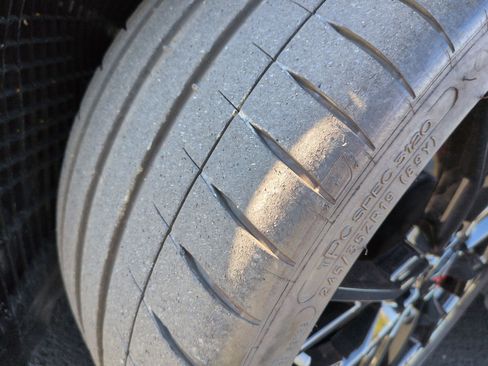 Used 2024 Chevrolet Corvette Stingray Premium Conv w/ Z51 Performance Package image 12