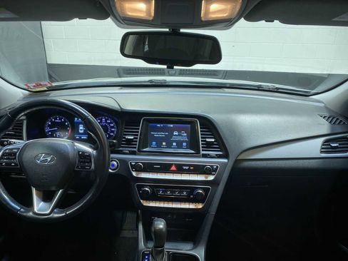 Used 2018 Hyundai Sonata SEL FWD image 10