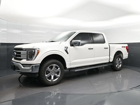 Used 2021 Ford F150 Lariat w/ Equipment Group 502A High AWD/4WD image 3