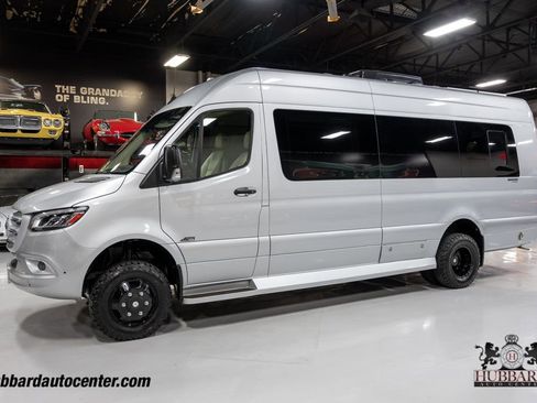 Used 2020 Mercedes-Benz Sprinter 3500 image 6