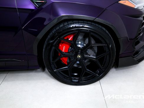 Used 2019 Lamborghini Urus image 40