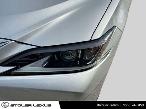 Used 2019 Lexus ES 350 image 4