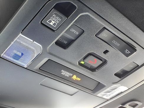 New 2025 Toyota Tacoma TRD Off-Road image 22