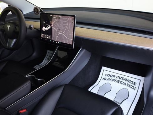 Used 2019 Tesla Model 3 Long Range AWD/4WD image 29
