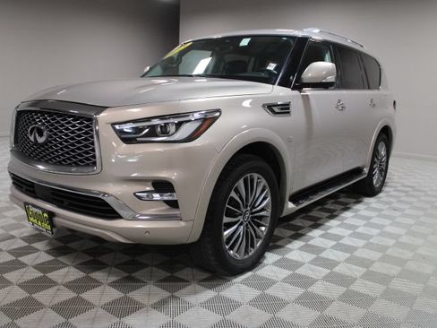 Used 2019 INFINITI QX80 Luxe w/ 22" Wheel Package AWD/4WD image 8