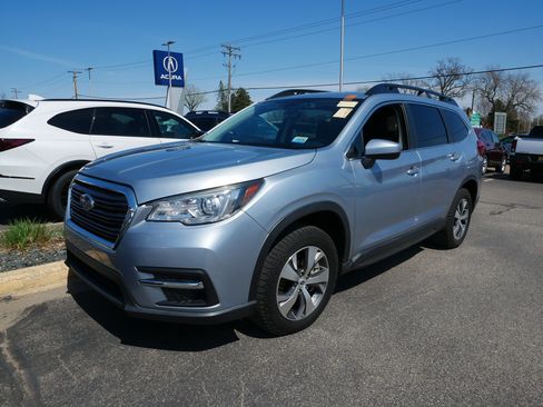 Used 2021 Subaru Ascent Premium w/ Convenience Package AWD/4WD image 2