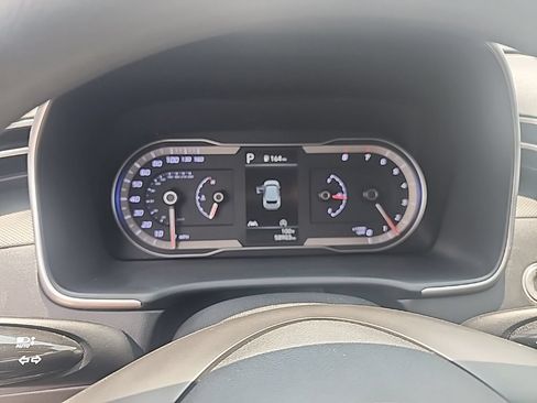 Used 2023 Hyundai Tucson SEL FWD image 5