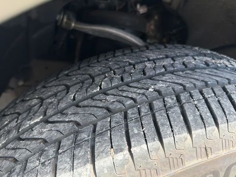 Certified 2025 GMC Sierra 1500 SLT w/ SLT Premium Package AWD/4WD image 31