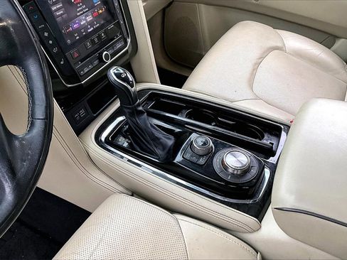 Used 2021 INFINITI QX80 Luxe w/ Cargo Package image 12