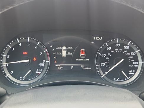 Used 2020 Toyota Highlander XLE AWD/4WD image 19