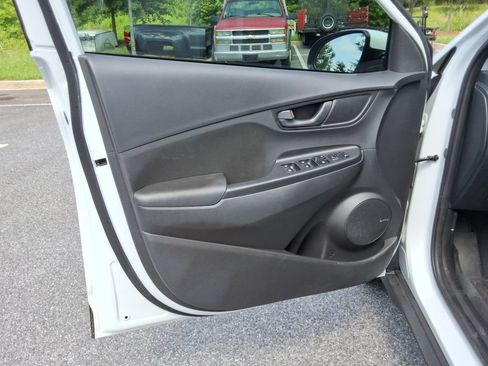 Used 2021 Hyundai Kona SEL Plus FWD image 20