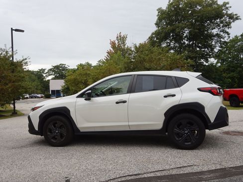 Used 2024 Subaru Crosstrek 2.0i AWD/4WD image 8