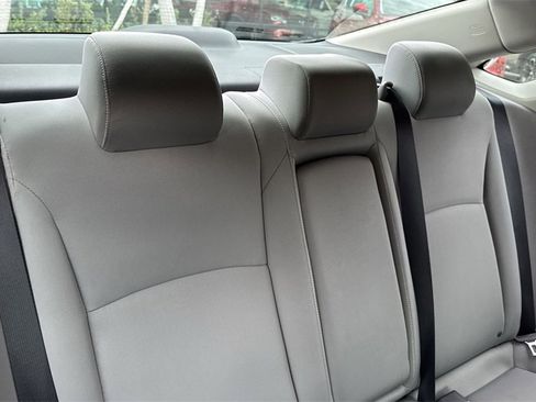 Used 2018 Honda Civic EX image 47