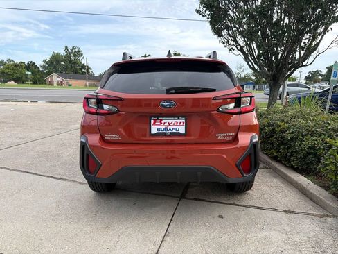 Used 2024 Subaru Crosstrek 2.5i Limited AWD/4WD image 5